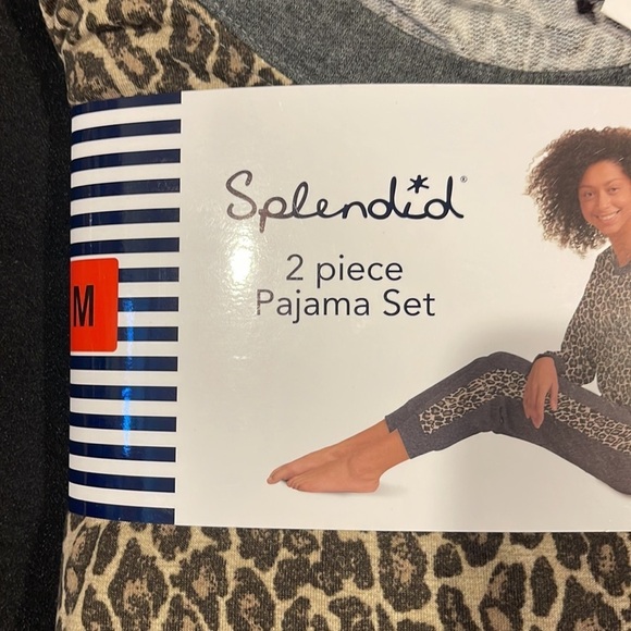 (NWT) Splendid Gray Cheetah leopard Print Ladies' 2-piece Pajama Set, Medium - Picture 4 of 10